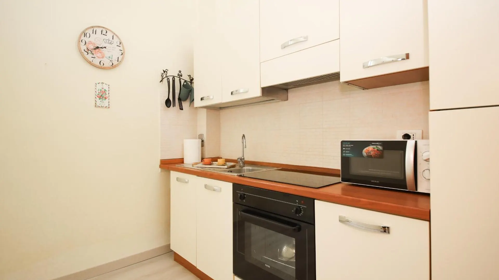 Rafael House By Ghor Apartment Rome Italy