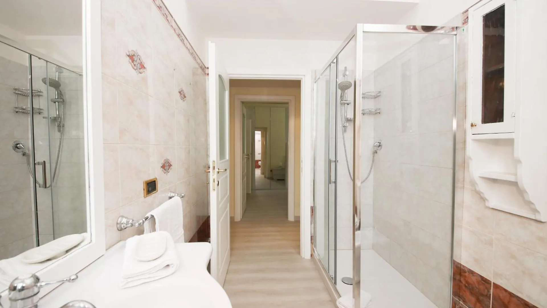 Rafael House By Ghor Apartment Rome Italy